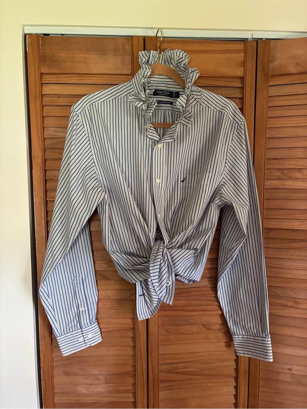 Nautica White Shirt with Blue Pinstripes and Tie Front